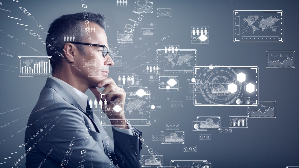 Digital,Transformation,And,Cloud,Computing,Concept.,Successful,Business,Leader.,Global